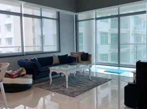 Bay Resort Condominium, 7, Beach-front Sea view, 6-8 PAX