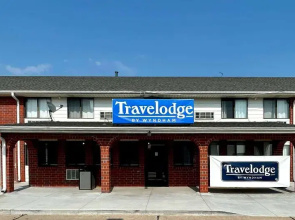 Travelodge by Wyndham Lincoln South