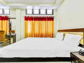 Capital O 85514 Kalpana Hotel