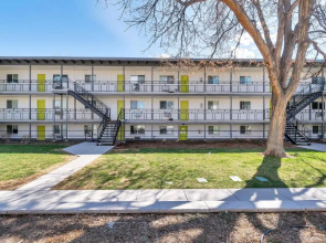 Large Apartments in LAKEWOOD - SK