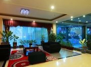 Rocky Plaza Hotel Padang