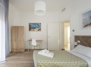 Nadia Flat - 10 minutes from the beach
