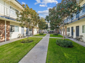 Lovely 1 Bed Beach Condo #128 1 Bedroom Condo by Sunset Shores Condominiums