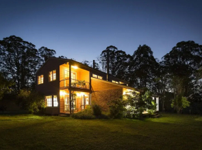 Moffat Falls Lodge