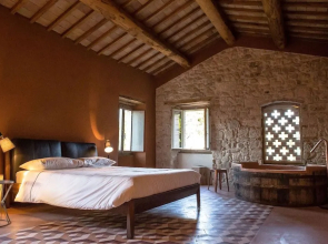 Villa Fortezza Antique Rooms