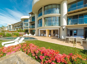 Mauna Kea Residences