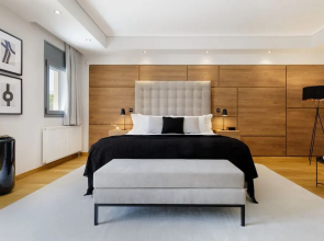 Eos Urban Villa by UPSTREET