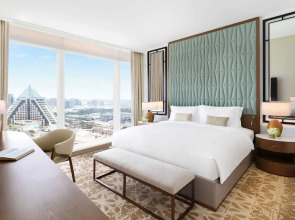 Sofitel Dubai The Obelisk