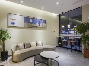 Green Tree Inn Yangzhou Wanda Express Hotel