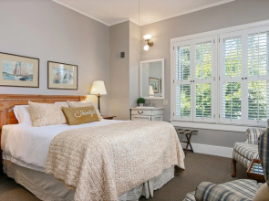 New Listing! The Nichole Suite At De La Vina Inn Studio Bedroom Hotel Room