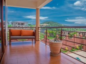 Savannah Suites
