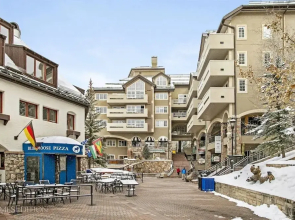 Ski, in Ski out 2 Bedroom Vacation Condo With Resort Amenities That Include Exercise Center, Indoor Pool, and Hot Tubs