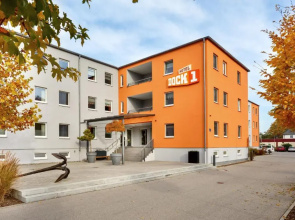 Dock1