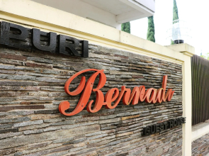 Puri Bernadi Guest House
