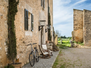 Residence by G Sa Caiassa