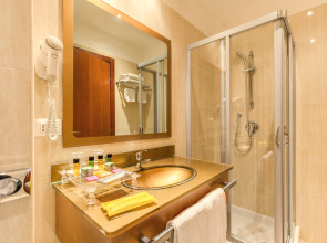 Augusta Lucilla Palace