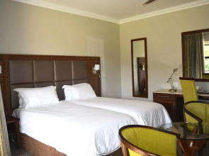 Mpongo Private Game Reserve