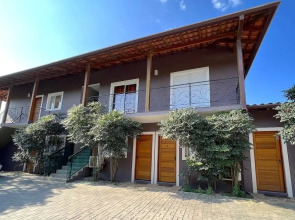 Velinn Pousada Iguana Azul