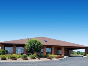 Quality Inn Columbia City Near Us-30