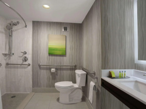 DoubleTree by Hilton at the Entrance to Universal Orlando