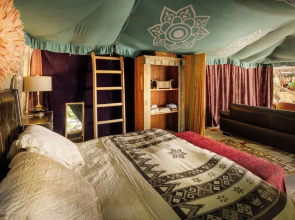 Sultan's Tent at Caesarea by Sea N' Rent