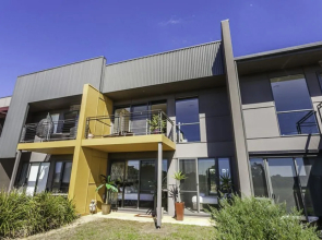 3 Bedroom Condo With Golf Course Views