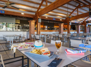 Pueblo El Dorado Playa