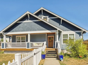Cheery Tacoma Vacation Rental: 7 Mi to Owen Beach!