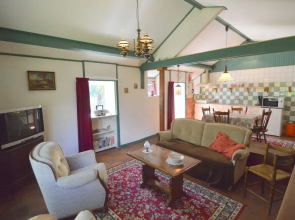 Cozy Holiday Home in Bergen op Zoom With Garden