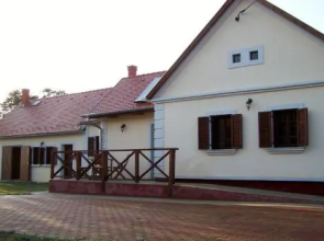 Gyümölcsliget Vendéház