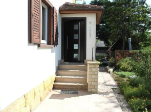 Sebnitz Garden Retreat