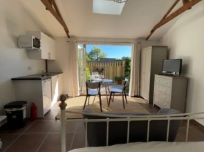 1-bed Sunny Studio Apartment in Tregony, Truro