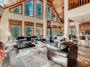 5br Private In Keystone Ranch- Hot Tub & Kids Ski Free 5 Bedroom Home