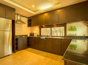 Dancenter Luxury Underwater World Pattaya