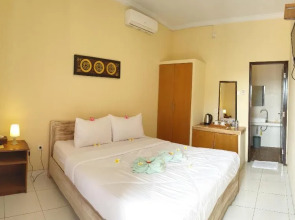 Flagship 91237 Ratu Guest House