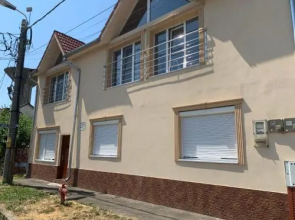 Paula Apartment & Rooms