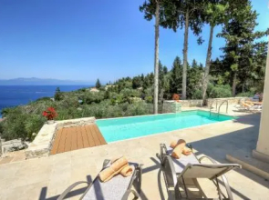 Apeiron I Villa