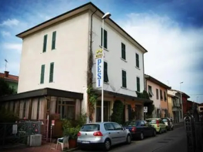 Hotel Pesi