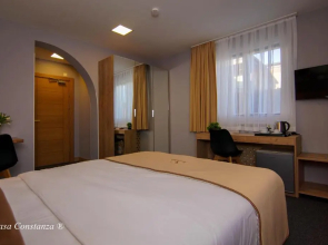 Casa Constanza Hotel Garni