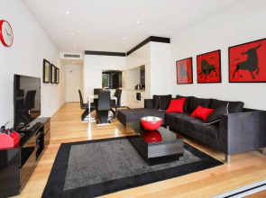New York on Riley - Split-Level Executive 2BR Darlinghurst Apartment with a New York Feel