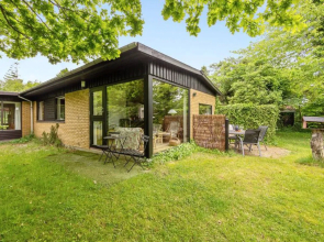 "Lavrens" - 200m from the sea in Djursland and Mols
