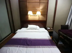 Zixing Dada Business Hotel