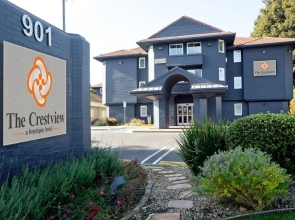 Best Western Crestview Hotel & Suites