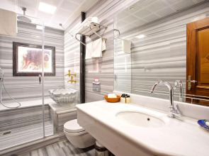 Seven Hills Hotel - Special Class