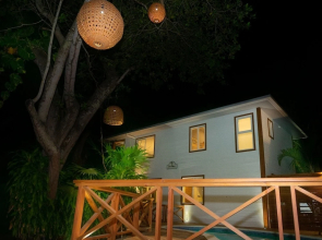 Casa Palmera 2 Bedroom Home by RedAwning