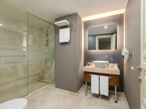 Miracle Istanbul Asia Airport Hotel & Spa