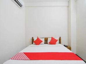 Hotel Rds by OYO Rooms