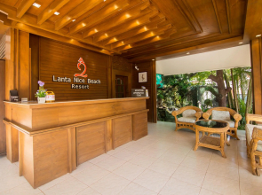 Lanta Nice Beach Resort