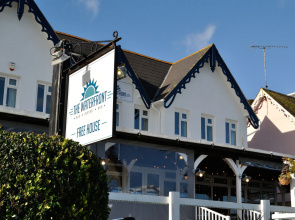 The Waterfront Inn