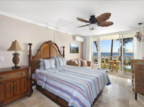 Islander on the Beach 246 - 1 Br home by RedAwning